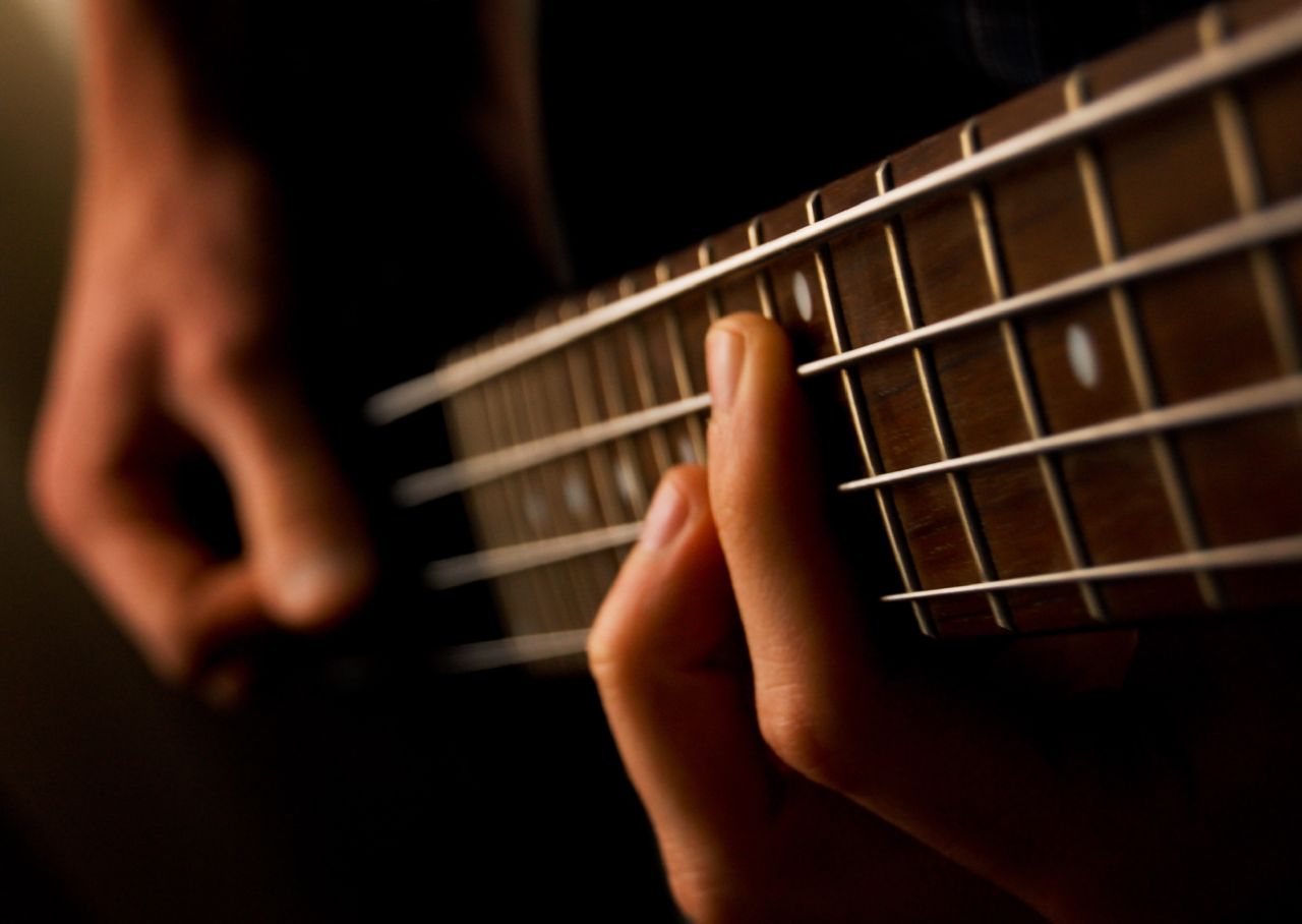 Bass_guitar.jpg
