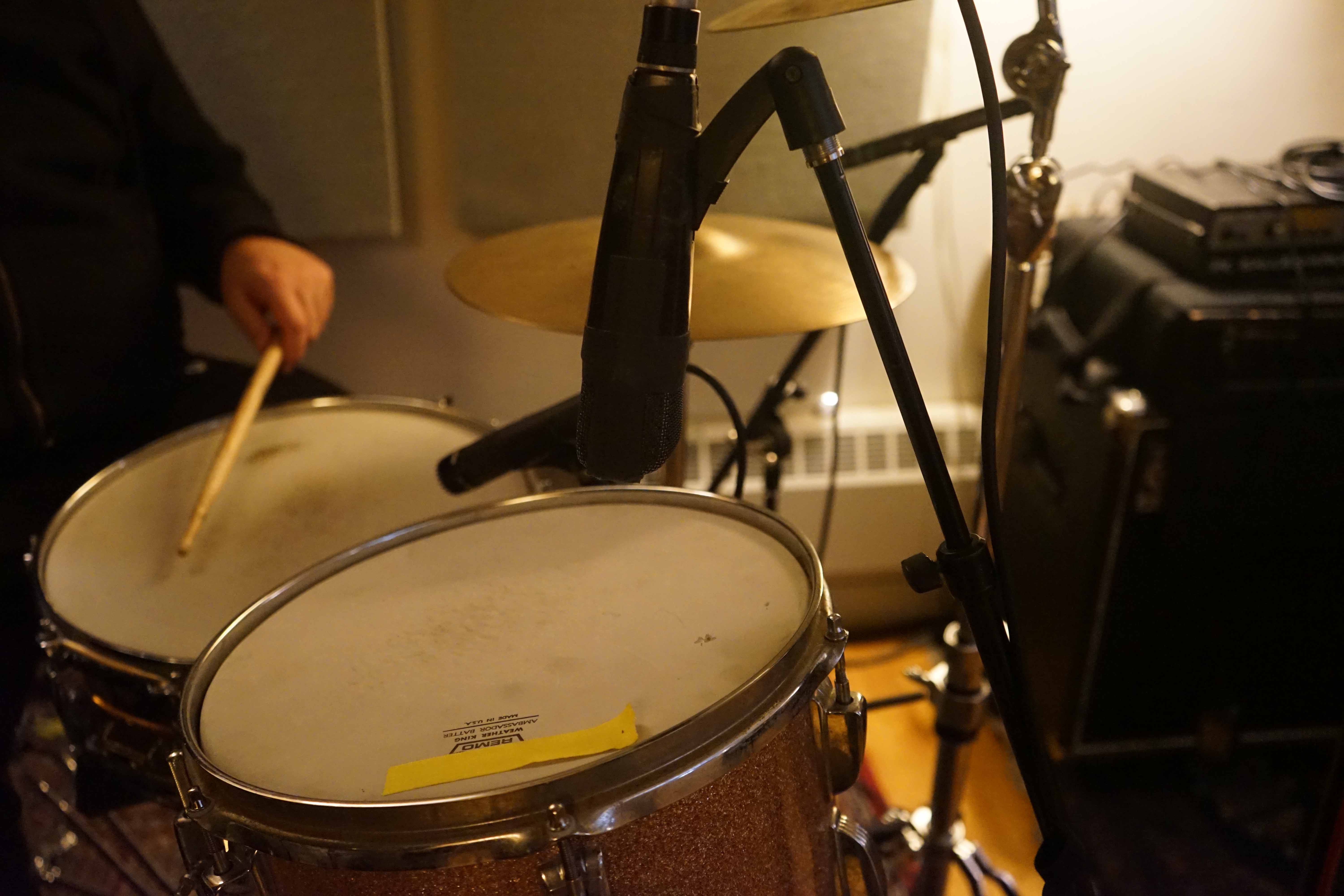 Tom microphone placement