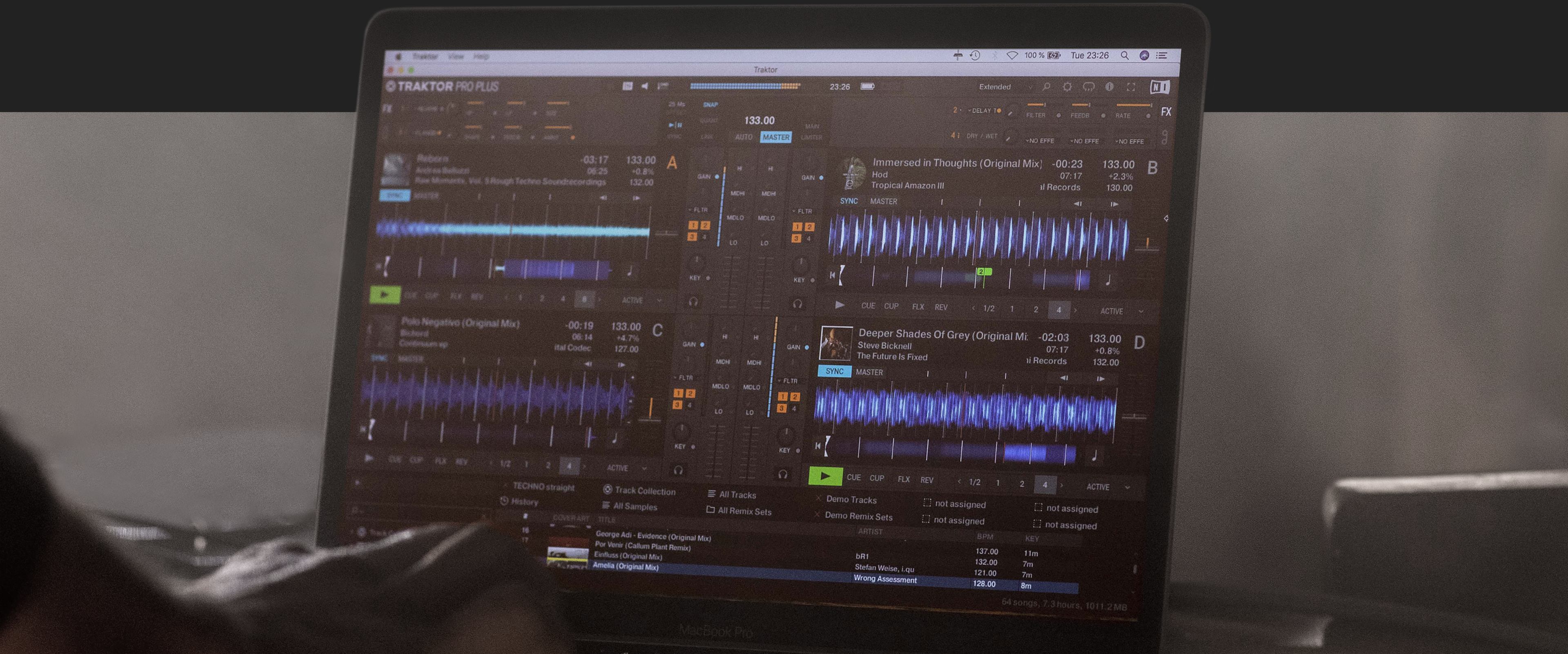 User interface for TRAKTOR PRO Plus