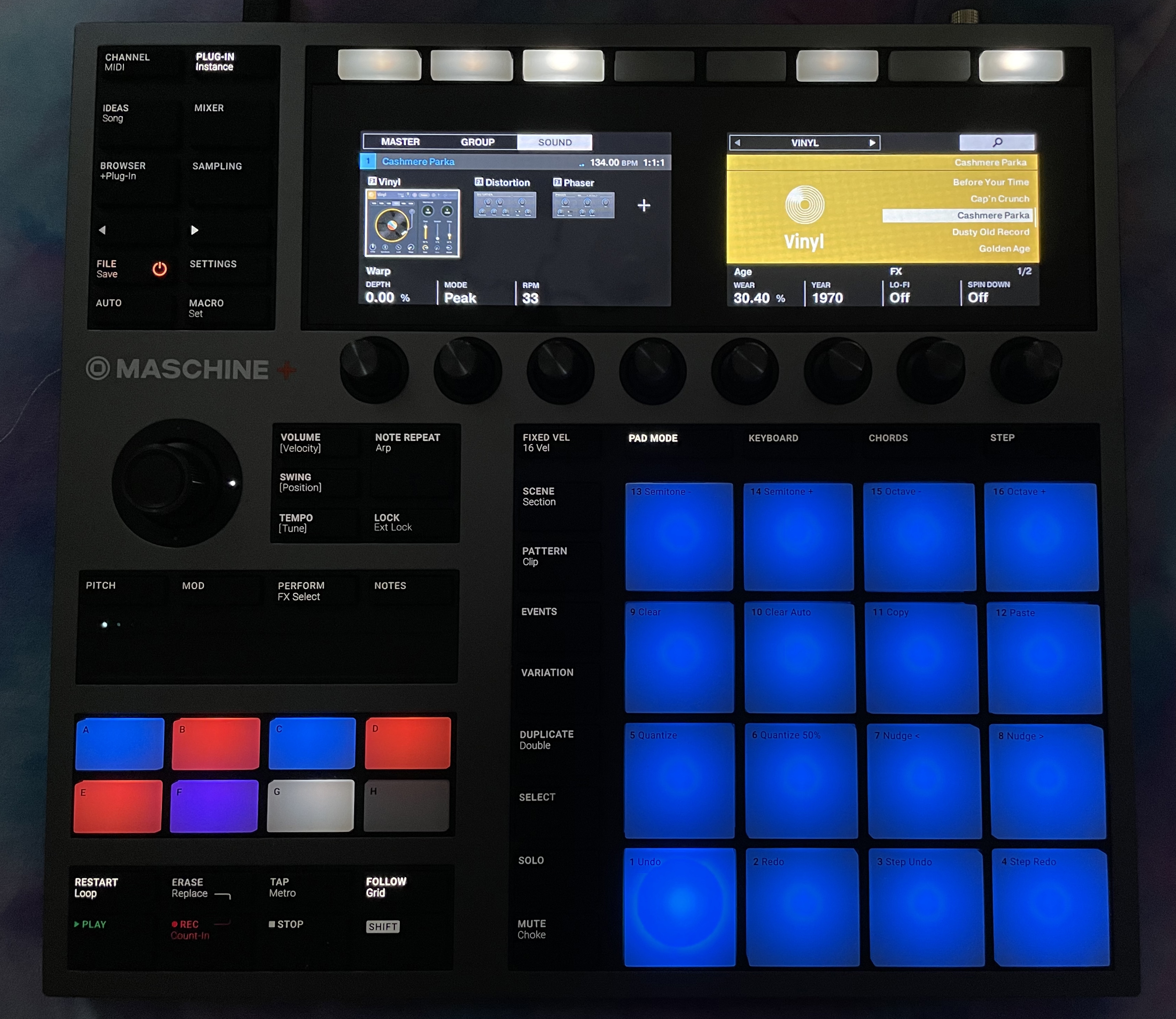 Browsing Vinyl presets with MASCHINE+