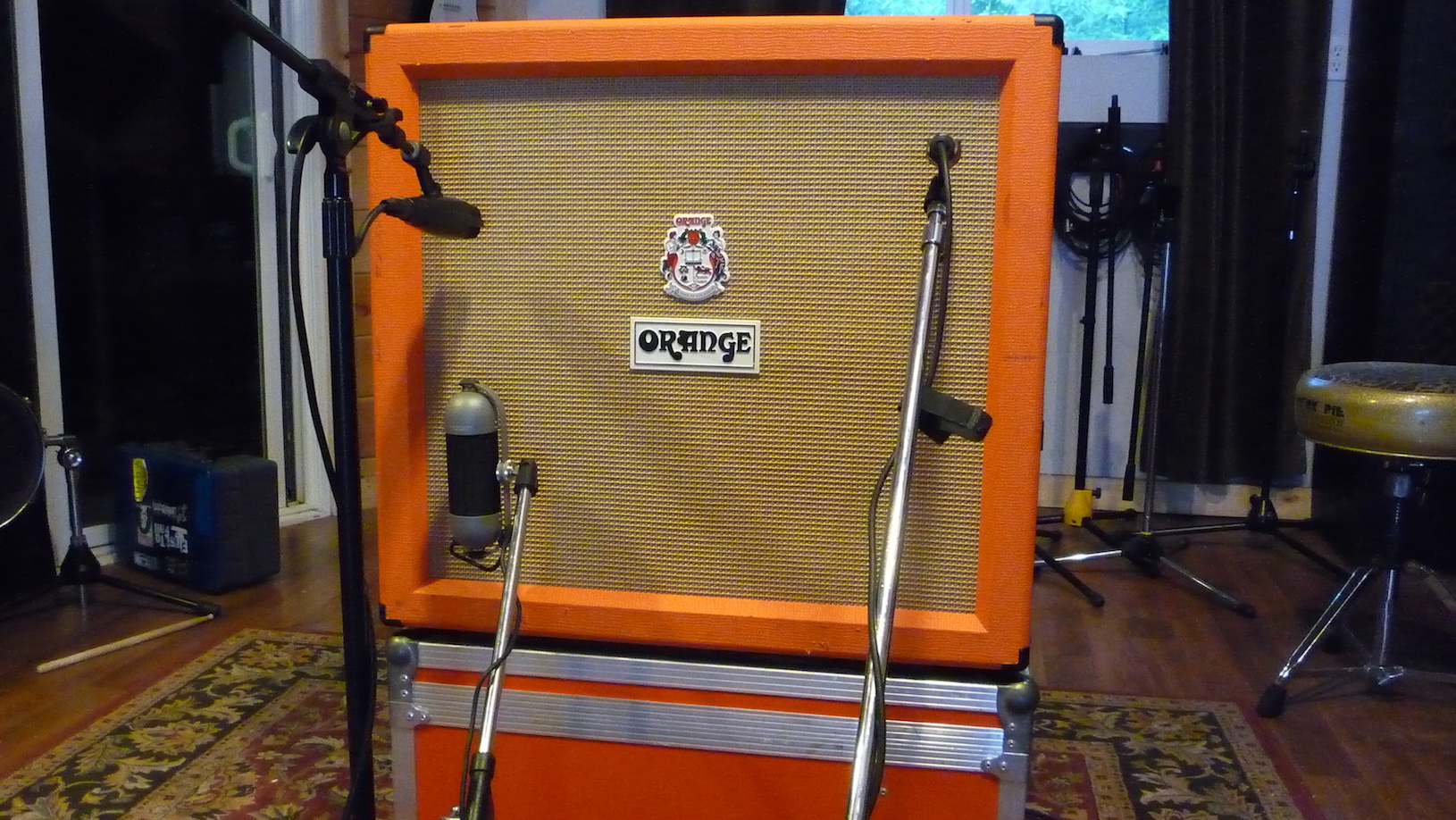 microphones-9-tips-for-managing-a-large-session-in-your-daw.jpg