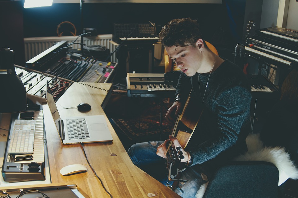 5 Tips for Layering Your Song in Spire Studio.jpg
